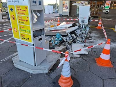 Automobilist botst onder invloed tegen pomp langs A58 en vlucht: ‘Ik dacht, wat is dit nou?’