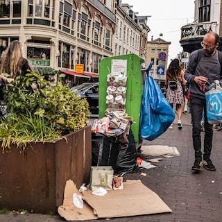 Opinion: ‘Fighting litter in Amsterdam is a losing battle – and we opened the tap ourselves’
