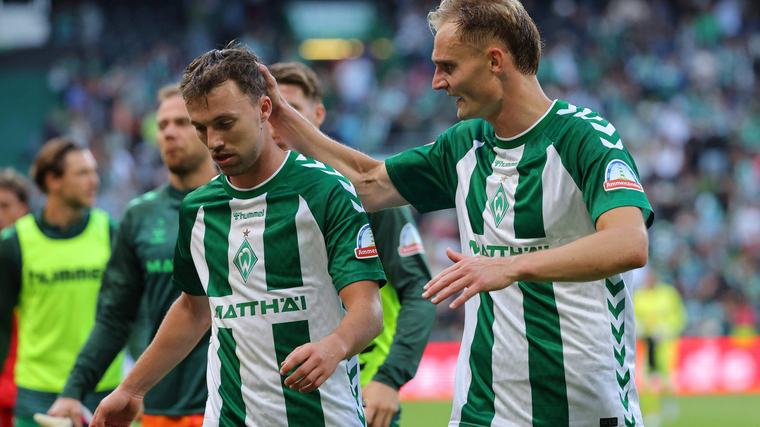 Youri Regeer wint bij debuut met Werder Bremen van RB Leipzig, invaller Joey Veerman grijpt na comeback zege met Borussia Dortmund