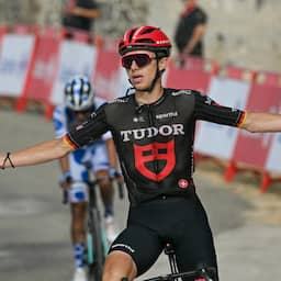 Video | Duitser Brenner komt als eerste boven op loodzware slotklim in Vuelta