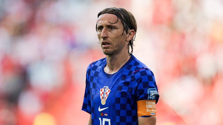 Luka Modric (40) weet van geen ophouden en stelt zich weer beschikbaar voor nationale elftal: ’Ontzettend blij’