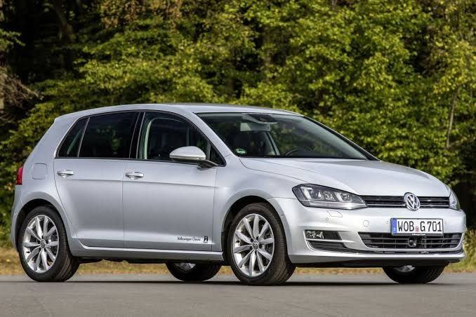 Volkswagen halveert het modellenaanbod en schrapt 100.000 banen: wat merkt de Nederlandse VW-rijder ervan?
