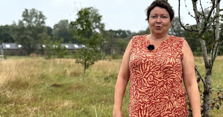 Perenboompjes van Michael en Petra uit Peize staan op de verkeerde plek: 'Landschap moet hetzelfde blijven'