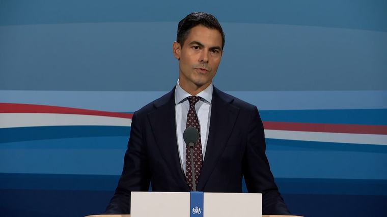 Premier Jetten over Overasselt: 'Surrealistisch, maar wel de werkelijkheid van vandaag de dag'