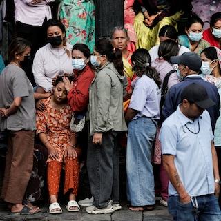 Hulpverlener waarschuwt: ‘Behalve noodhulp is ook psychische hulp hard nodig na overstroming Nepal’