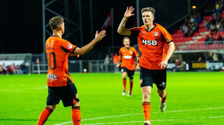 22:53 FC Volendam kan FC Emmen niet bijbenen in spektakelstuk: "Nog een hoop te doen"
