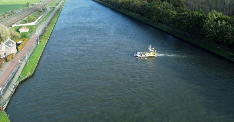 Binnenvaart wil naar rechter voor nachtafsluiting Amsterdam-Rijnkanaal