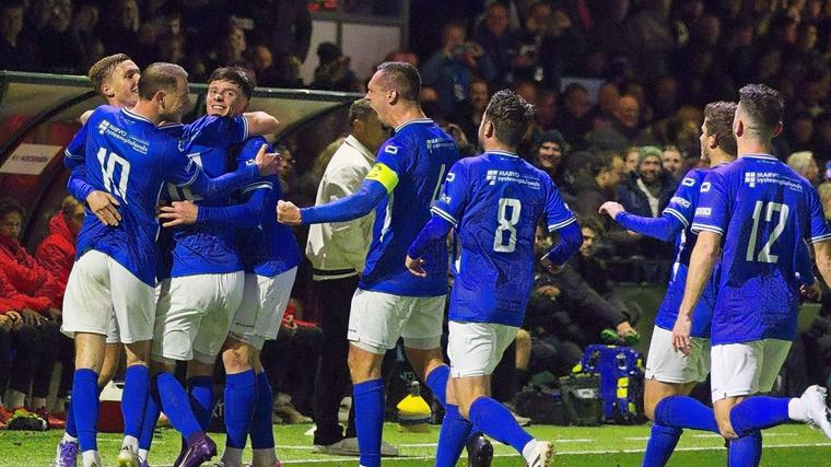 Prachtige Drentse bekerderby: ACV en Hoogeveen tegenover elkaar in de KNVB-beker