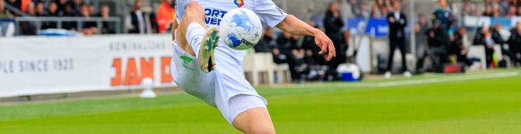 FC Utrecht huurt spits Sem van Duijn van AZ