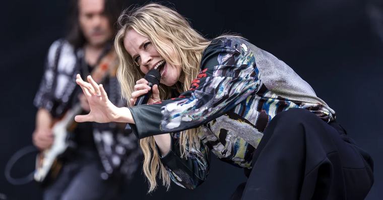 Ilse DeLange gaat viraal met oude hit 'So Incredible' BN'ers