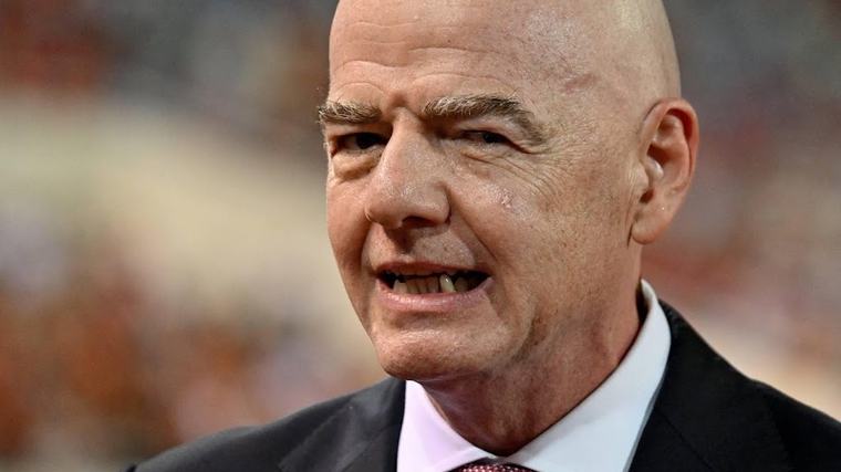Infantino houdt zich stil bij WK voetbal voor vrouwen onder 20