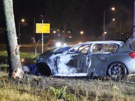 Auto met vier inzittenden belandt in sloot bij Eexterveen