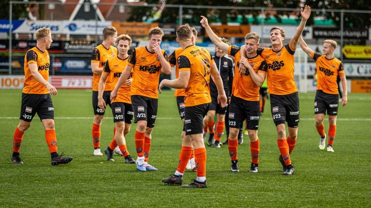 Samenvatting: RKAV Volendam bekroont ongekende seizoensstart met zege op Hoek