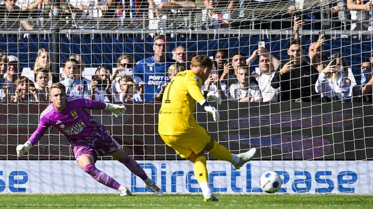 Ronald Koeman junior schrijft geschiedenis en 30.000 inschrijvers voor 4 Mijl van Groningen