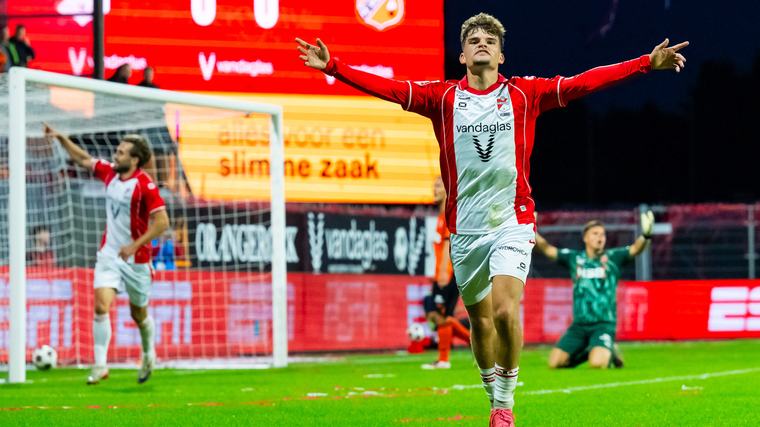 Viva Veldhuis in kkd-kermispot. FC Emmen wint spektakelstuk in eigen huis