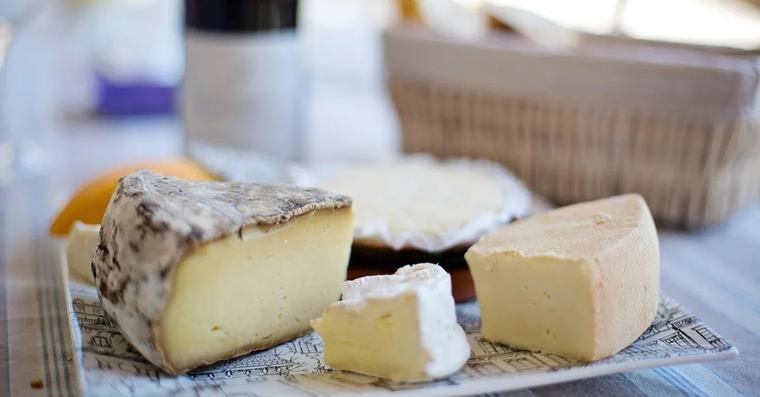 Wéér listeria in kaas, vijfde besmetting in korte tijd