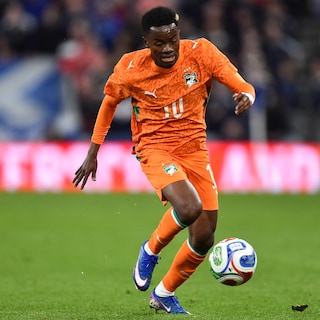Ajax heeft opvolger Mika Godts binnen: Simon Adingra (24) komt op huurbasis over van Sunderland