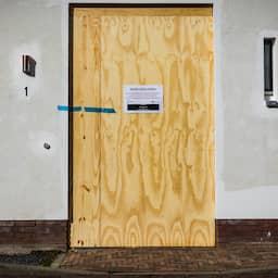 Opnieuw woning in Overasselt gesloten, alle verdachten twee weken langer vast