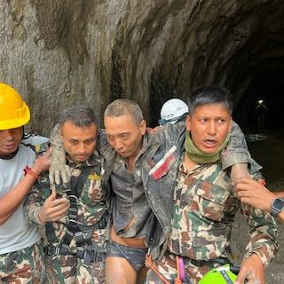 Weer overlevende uit tunnel gered in Nepal