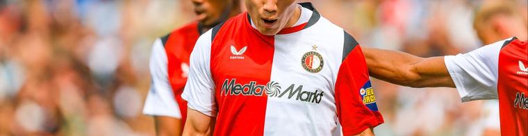 Feyenoord verkoopt topscorer Ueda: ‘Je hebt wel te maken met sportieve teloorgang’