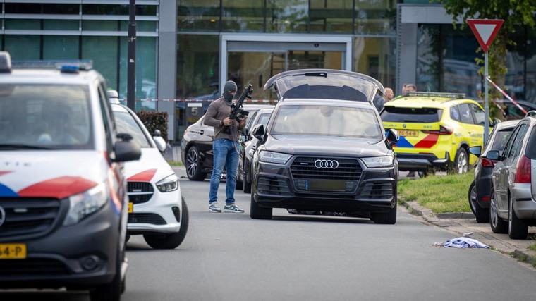 Hoe raakt een autohandelaar uit Heerhugowaard betrokken bij de dood van een Britse gangster?