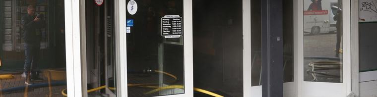 Restaurant in winkelcentrum door brand verwoest, ook schade aan kapperszaak