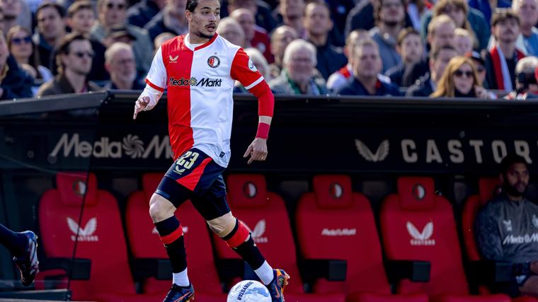 Megatransfer Anis Hadj Moussa geklapt om ’Vrienden van Feyenoord’ niet te hoeven uitkopen