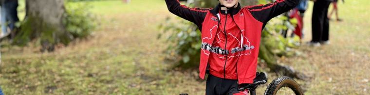 Talentje Mees doet mee aan aan NK Streetrace in Sleen: 'Goed starten en dan gaat het vanzelf'