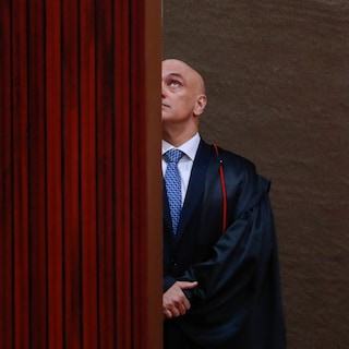 Braziliaanse rechter die ex-president Bolsonaro veroordeelde nu zelf in opspraak in verband met bankfraude