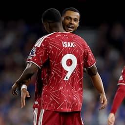 Gakpo excelleert na transfersoap met twee assists bij zege Liverpool op Ipswich