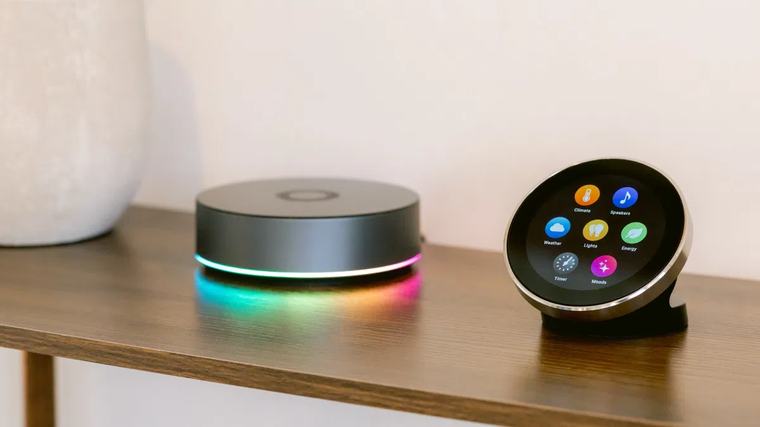 Homey is Apple voor met fraai rond scherm voor centrale aansturing van je smart home