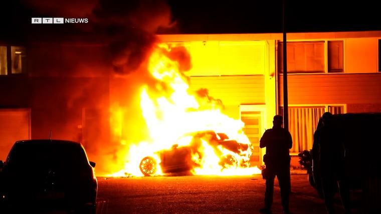Autobrand voor tweede keer op zelfde plek in Oss