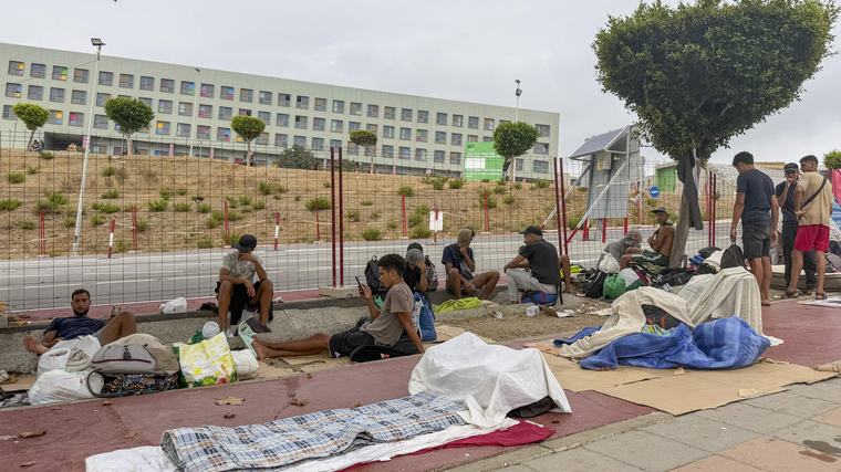 2000 minderjarigen in Ceuta geïdentificeerd, moeten snel terug