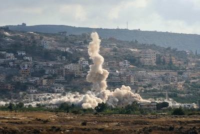 LIVE Midden-Oosten | Benzineprijs stijgt verder na aanvallen in Straat van Hormuz, Israël bombardeert zuiden van Libanon