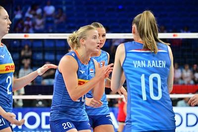 Doek valt voor Nederlandse volleybalsters op EK: Polen te sterk in kwartfinales