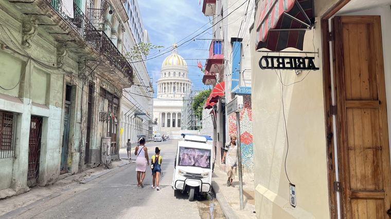 Cuba piept en kraakt onder Amerikaanse olieboycot: ’Het is eigenlijk een humanitaire crisis’