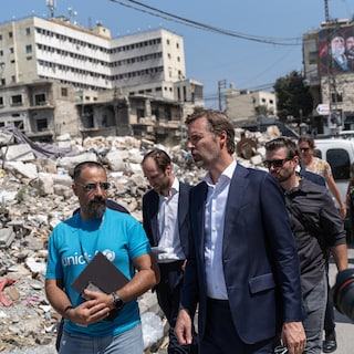 Minister Sjoerdsma toont zich solidair tijdens bezoek aan Zuid-Libanon: ‘De wetten van de jungle zijn in opmars’