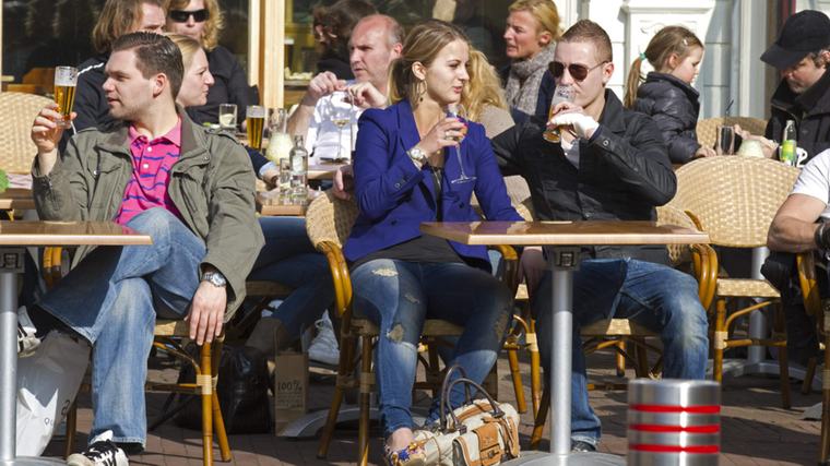 Nederland wordt getrakteerd op nazomer: zon en temperaturen tot 24 graden