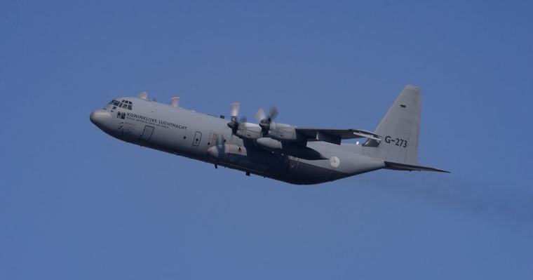 Airborne-oefening boven Drenthe