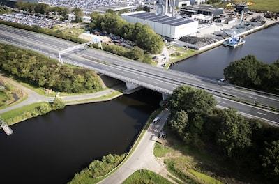 Abrupt afgesloten brug A28 bij Nijkerk blijft voorlopig dicht: ‘Situatie bleek sneller verslechterd’