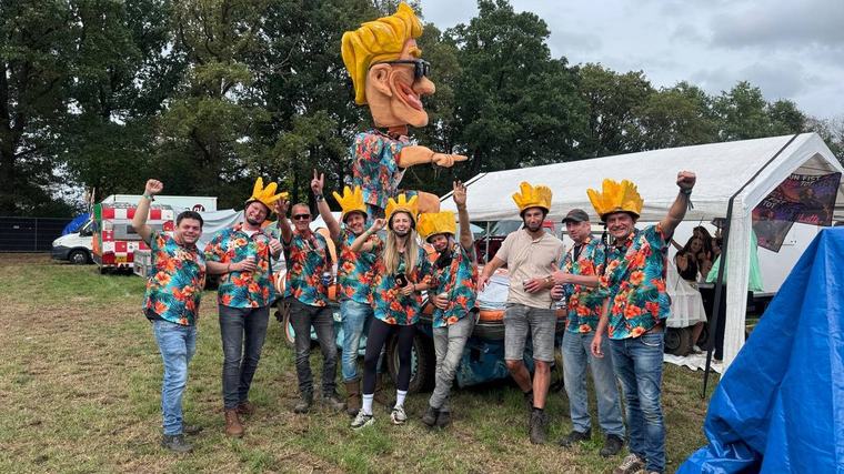 De wagen is kapot, maar het feest gaat gewoon door op de 24-Uurs Solexrace