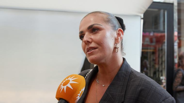 Moeder Laura Ponticorvo kan door dementie niet meer praten: 'Heel confronterend'