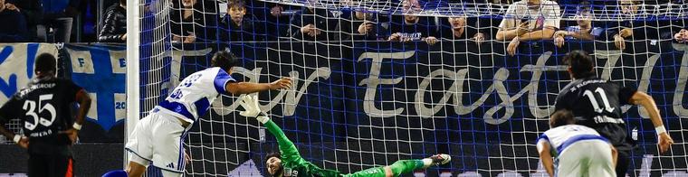 PEC Zwolle doet zichzelf tekort en delft in 'penaltyduel' het onderspit tegen NEC